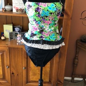 Two piece tankini swimsuit / bathing suit